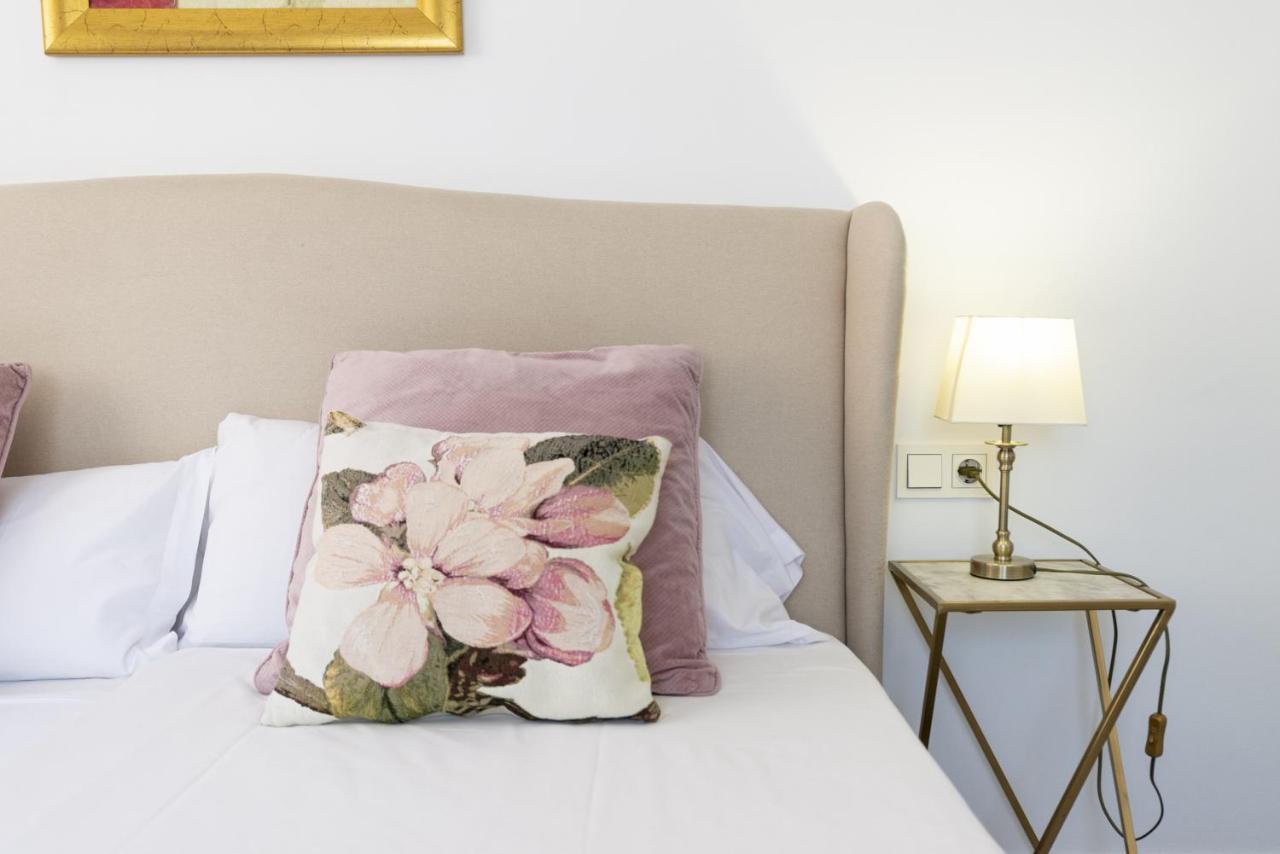 Soho Premium 4 Bedrooms Apartment Málaga Kültér fotó