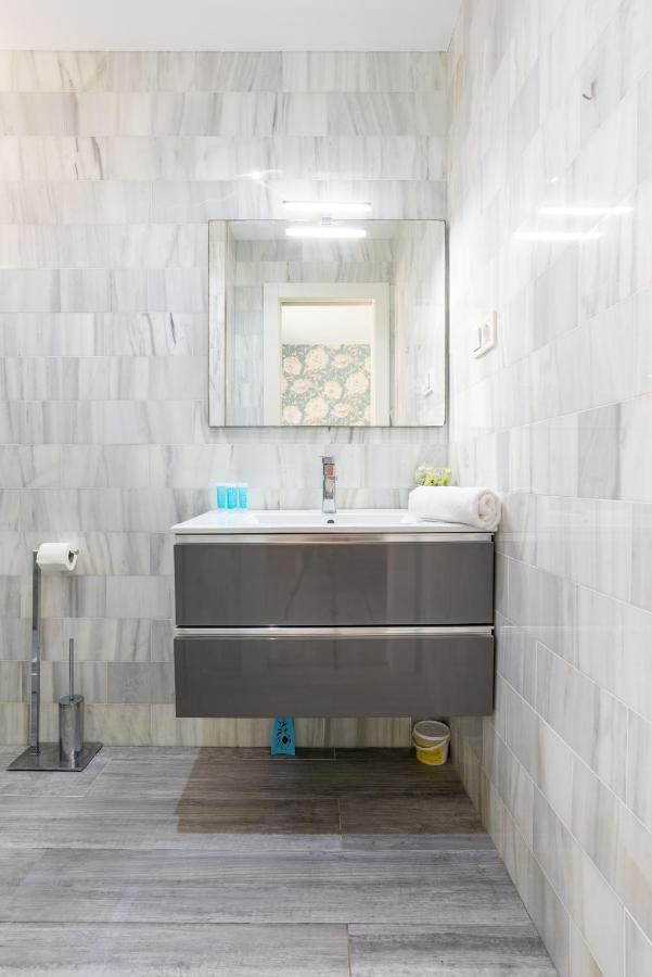 Soho Premium 4 Bedrooms Apartment Málaga Kültér fotó