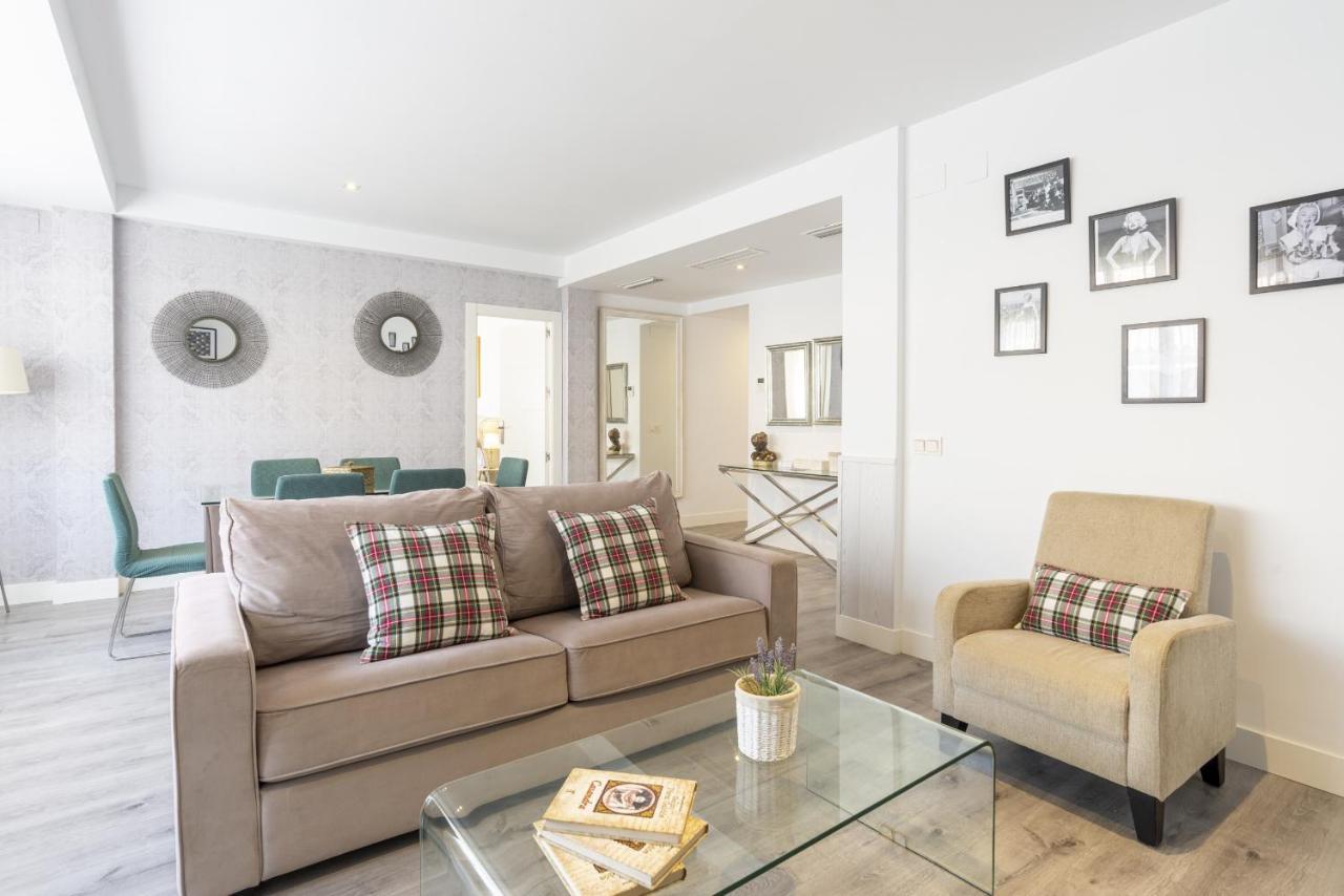 Soho Premium 4 Bedrooms Apartment Málaga Kültér fotó